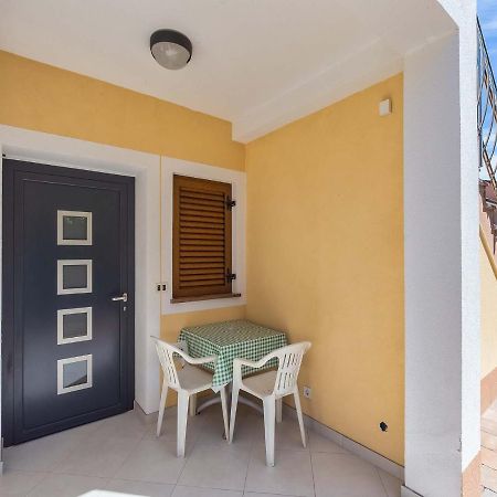 Rino Apartment Porec Bagian luar foto
