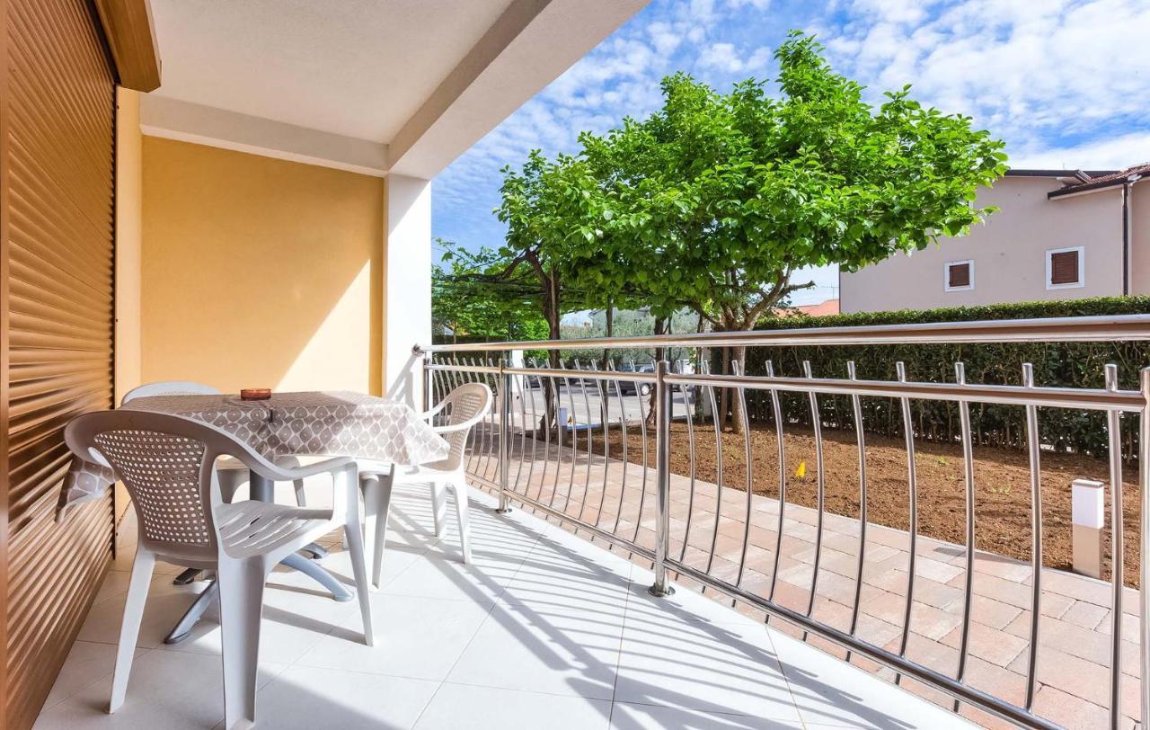 Rino Apartment Porec Bagian luar foto