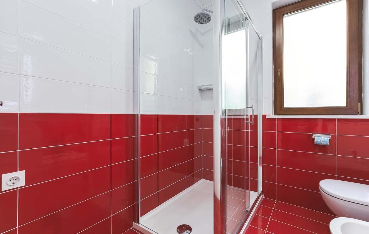 Rino Apartment Porec Bagian luar foto